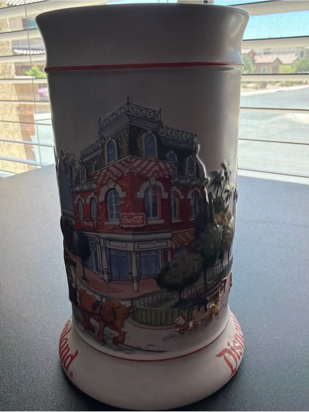 Disney White Ceramic Collectible a Disneyland Main Street scene - Picture 3 of 8